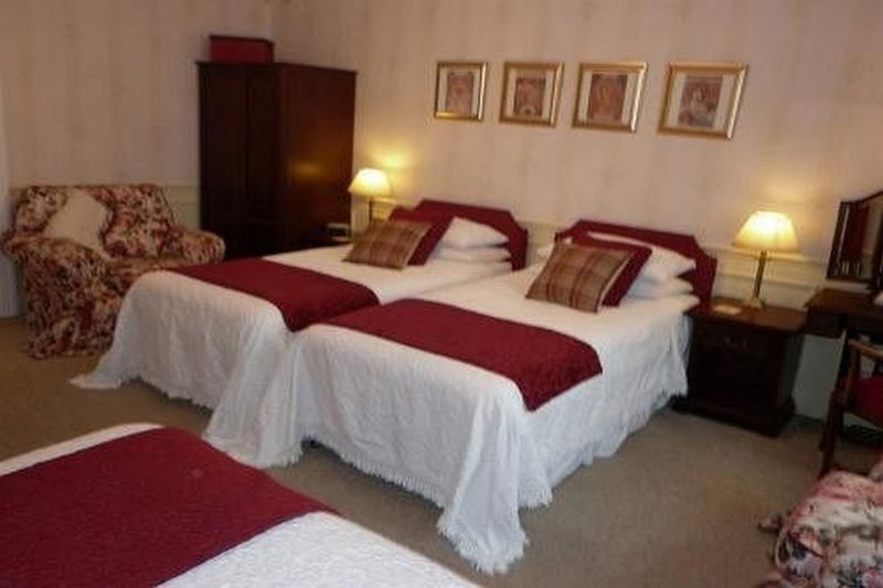 Comelybank Guesthouse ครีฟ ภายนอก รูปภาพ